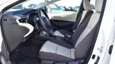 Toyota Corolla 2025 Blanche – Élégance, Performance et Efficience Hybride